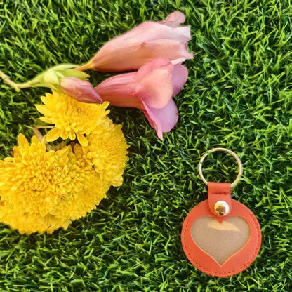 🐾 Pet Memorial Keychain – Leather Keepsake for Fur Storage & Remembrance